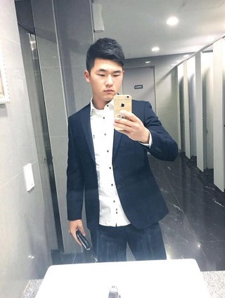 전유관 